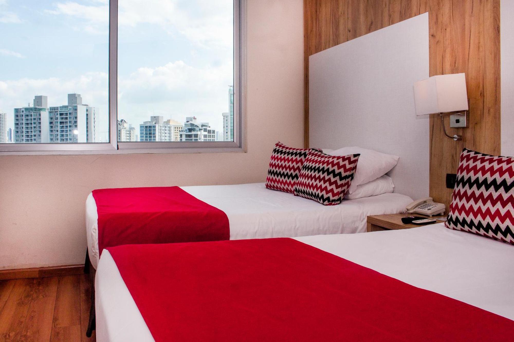 Ramada By Wyndham Panama Via Argentina Hotel Kültér fotó