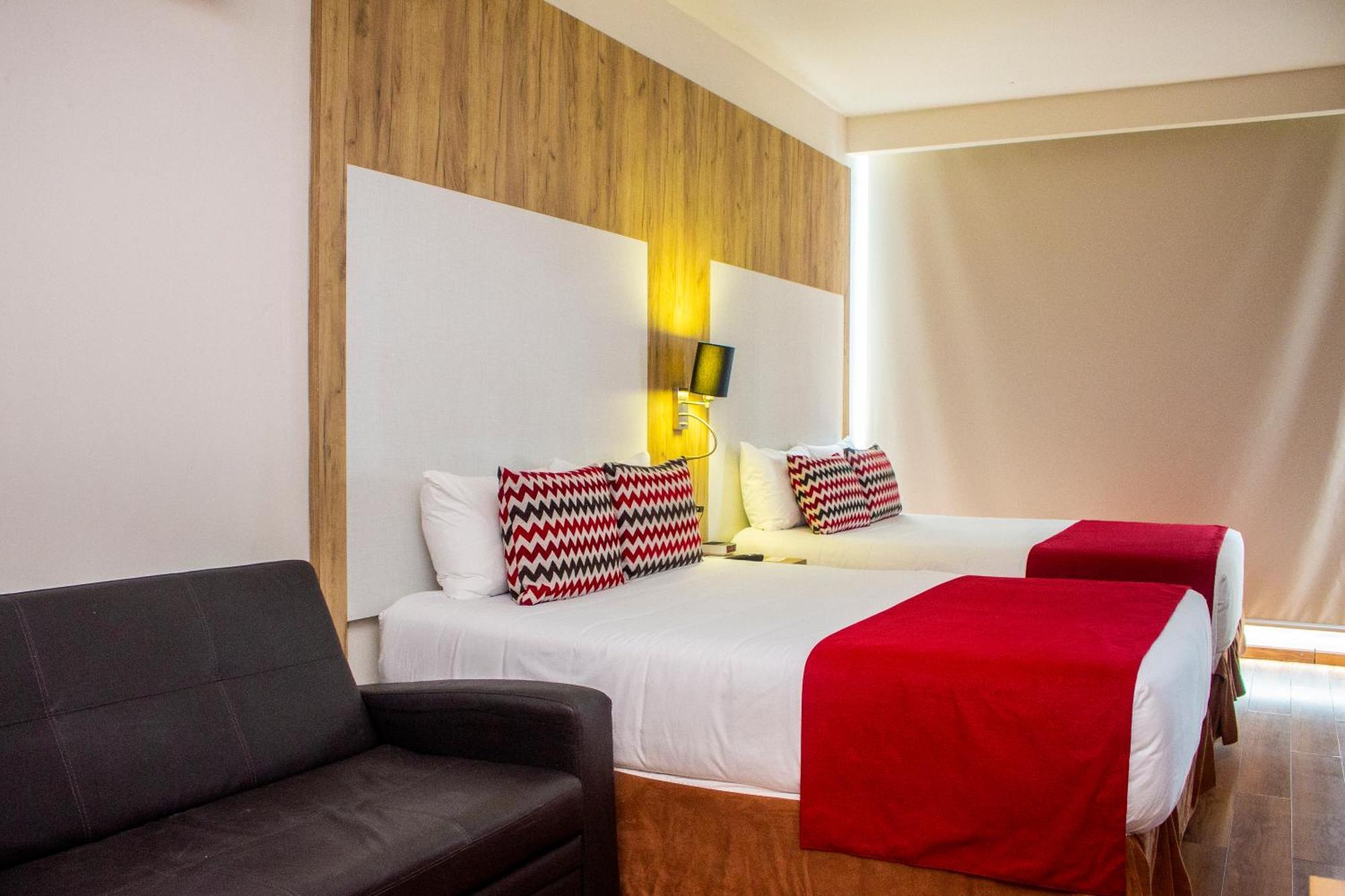 Ramada By Wyndham Panama Via Argentina Hotel Kültér fotó