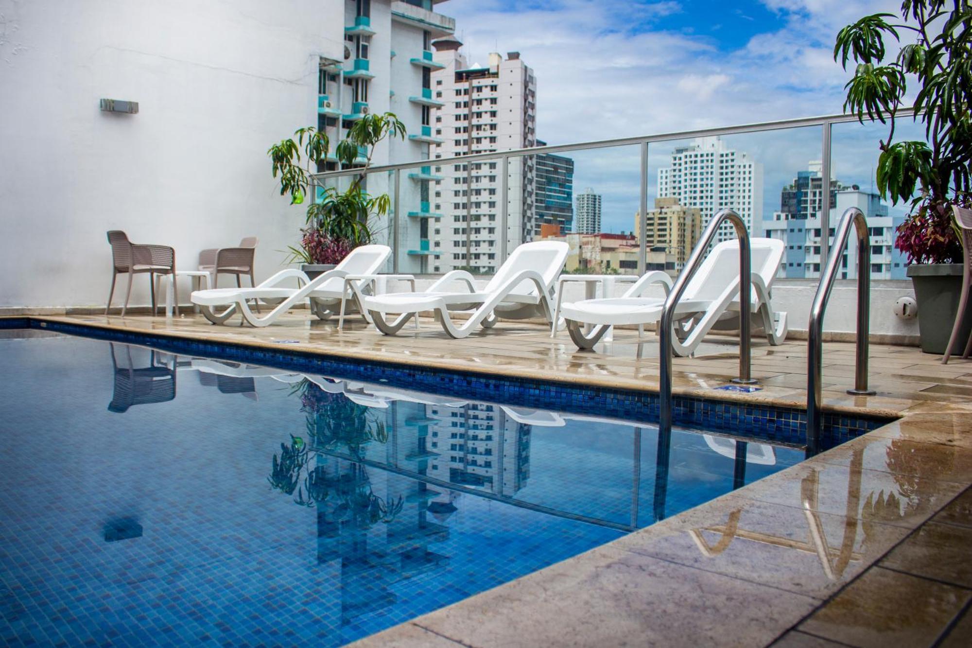 Ramada By Wyndham Panama Via Argentina Hotel Kültér fotó